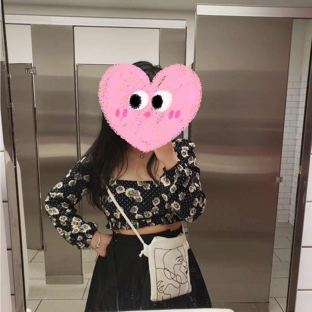 ZARA longsleeve floral crop top